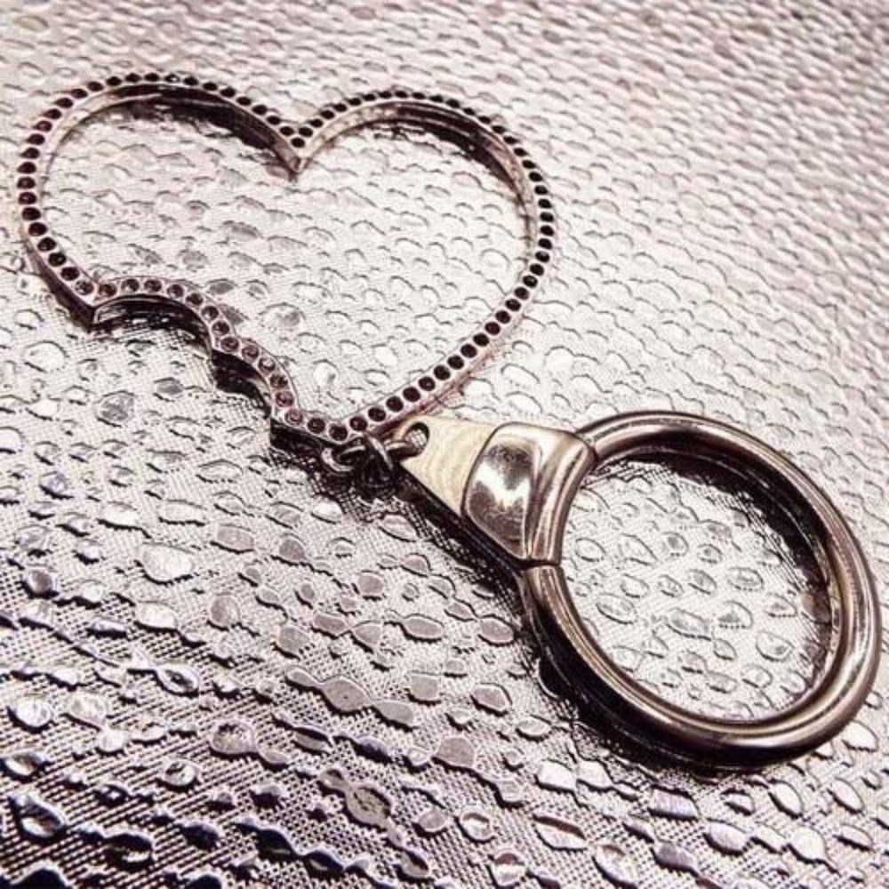 SWAROVSKI CLEAR TO RED CRYSTALS "BITE OUT OF MY HEART" SILVERY EUC KEYCHAIN 26